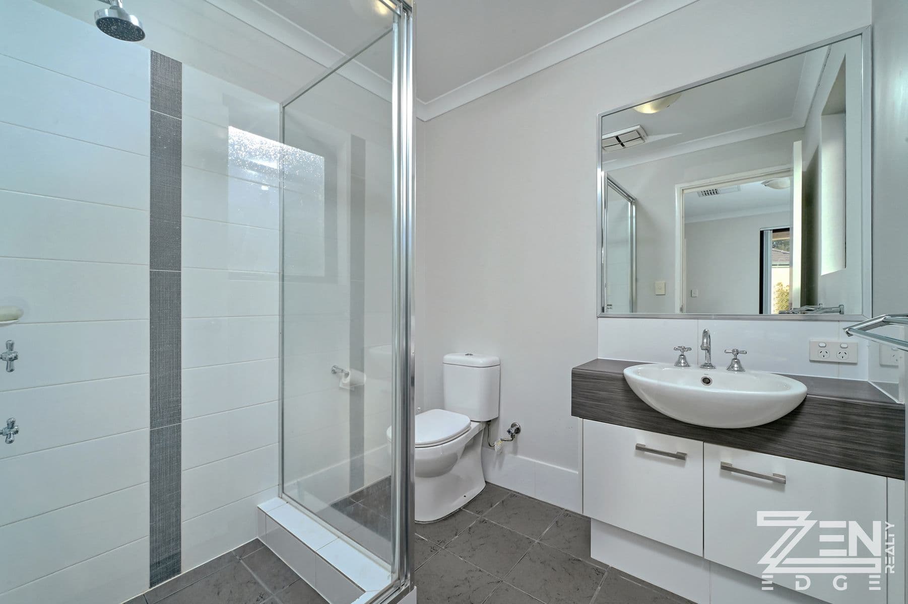 Modern Living in Nollamara! — photo 5