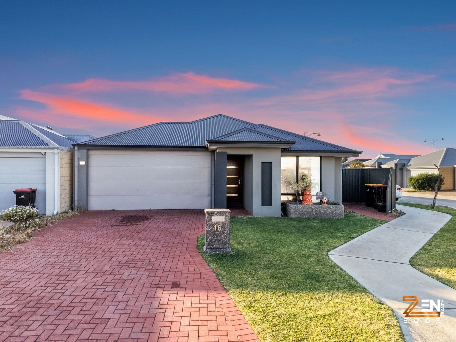 Modern Family Home in a Prime Harrisdale Location — photo 2