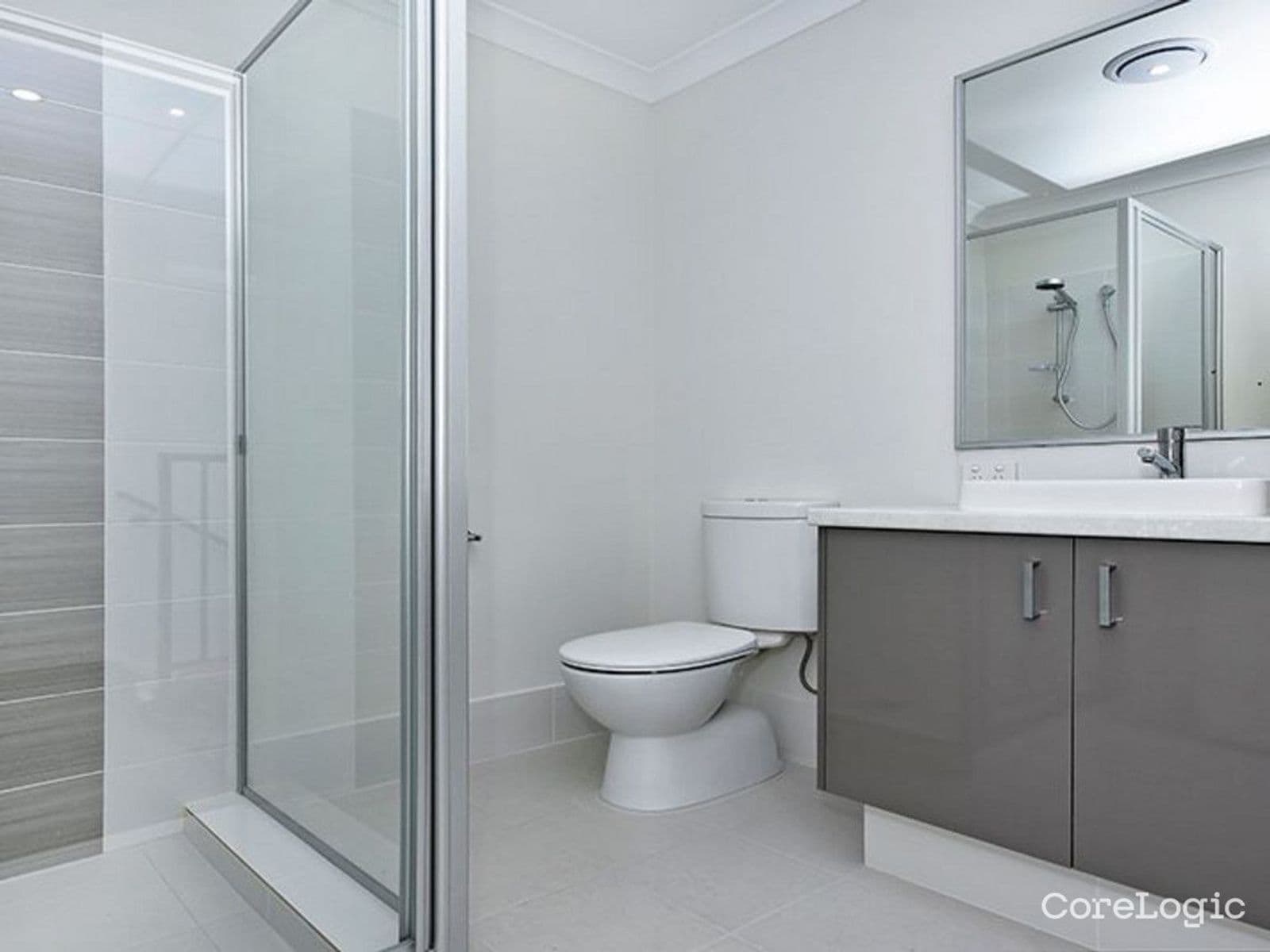 Just Listed: Super Clean Modern Townhouse in Brabham — photo 5