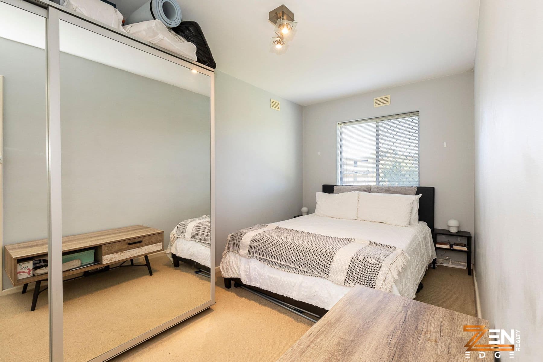 Urban Living at Its Best – 1-Bedroom Unit in North Perth! — photo 2
