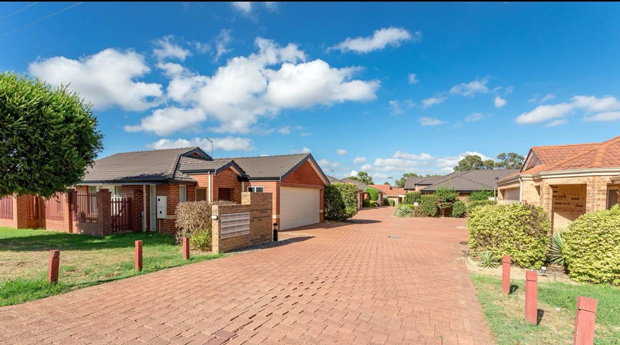Prime Location Alert: Stunning Villa in Armadale! — photo 2