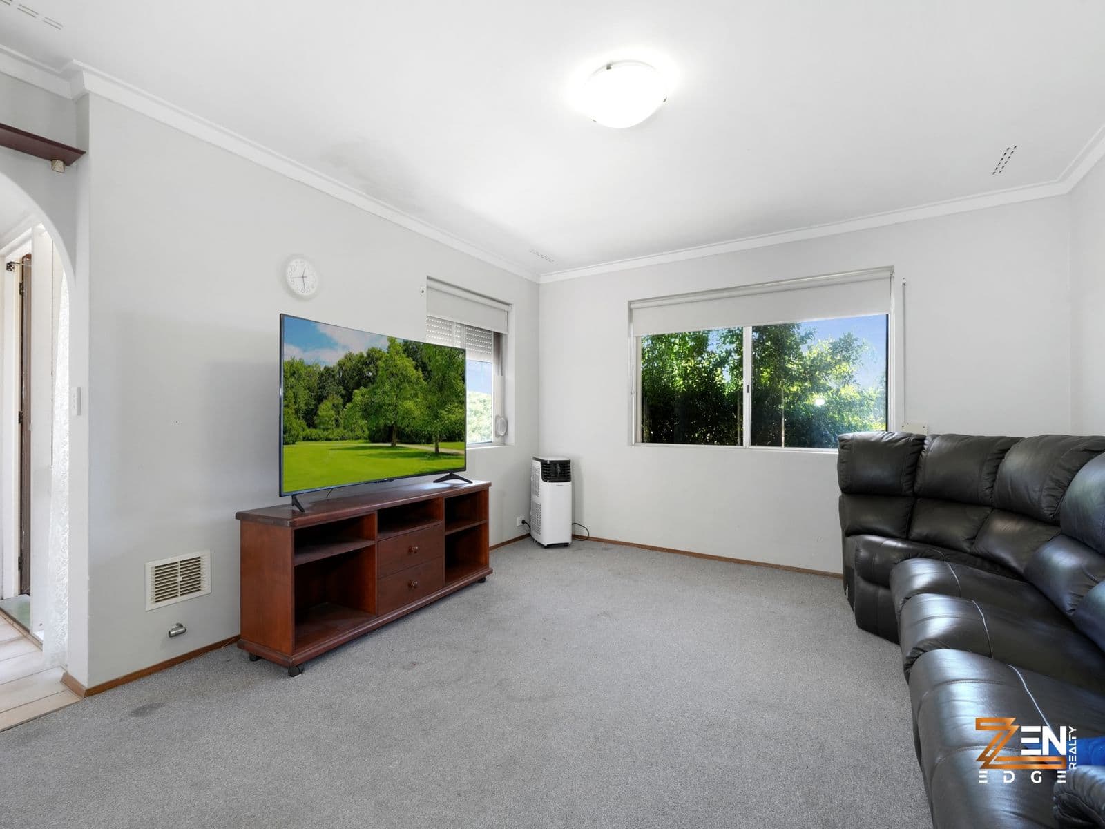 Prime Wanneroo Opportunity – Invest, Redevelop or Move In — photo 3