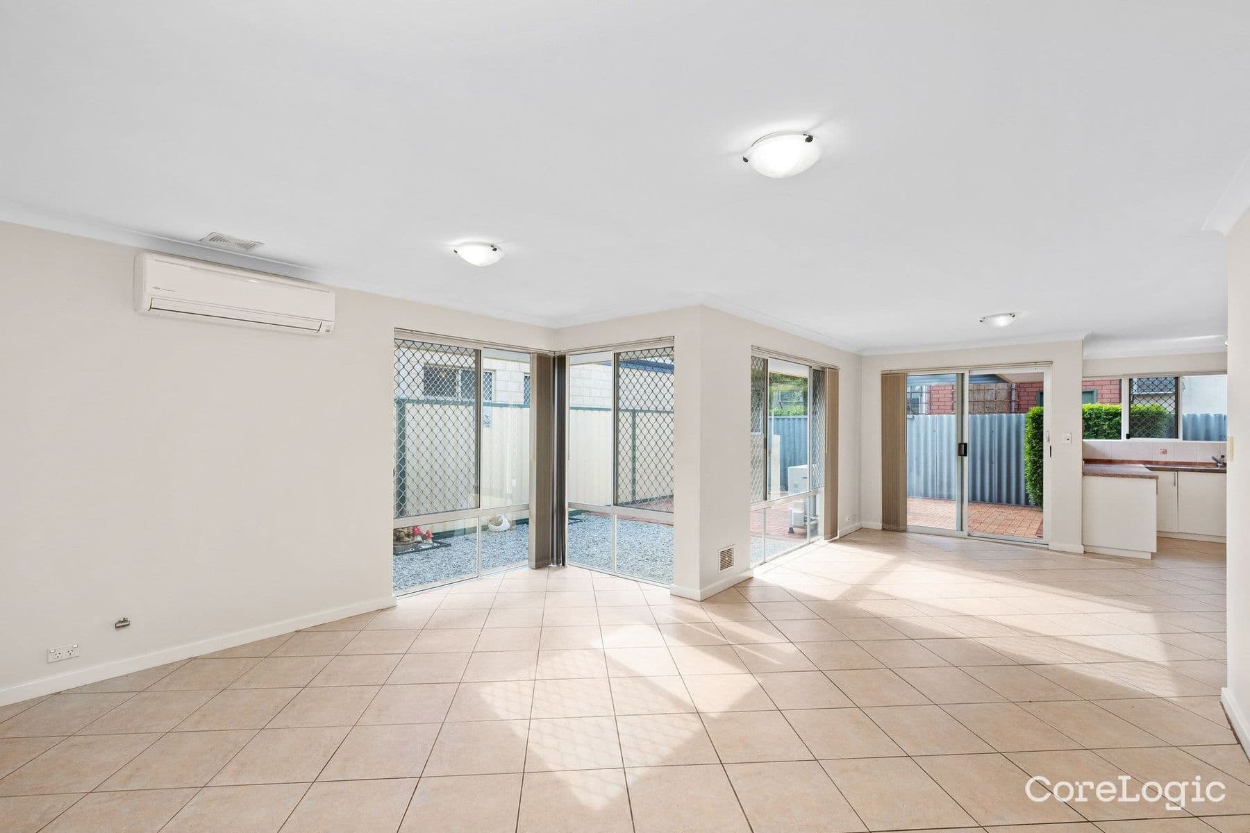 ZEN EDGE REALTY Proudly Presents: Your Dream Home in Cloverdale — photo 4