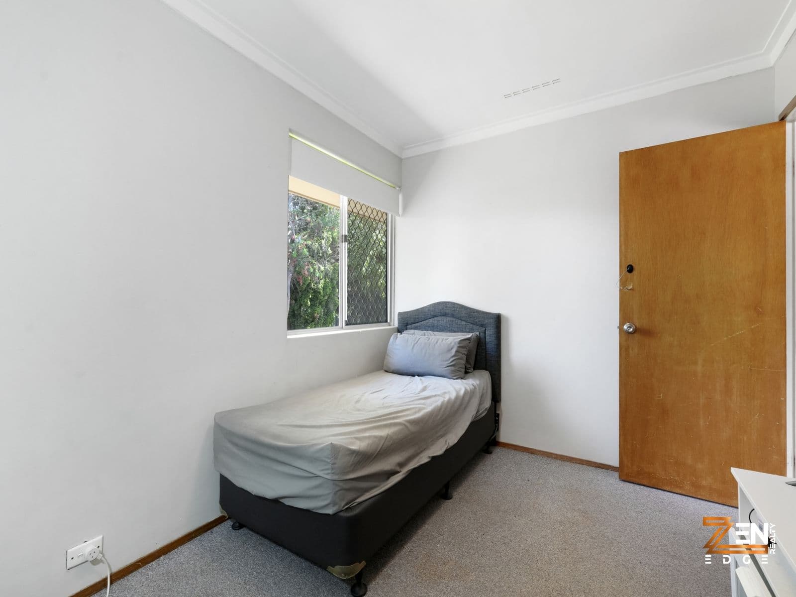 Prime Wanneroo Opportunity – Invest, Redevelop or Move In — photo 5