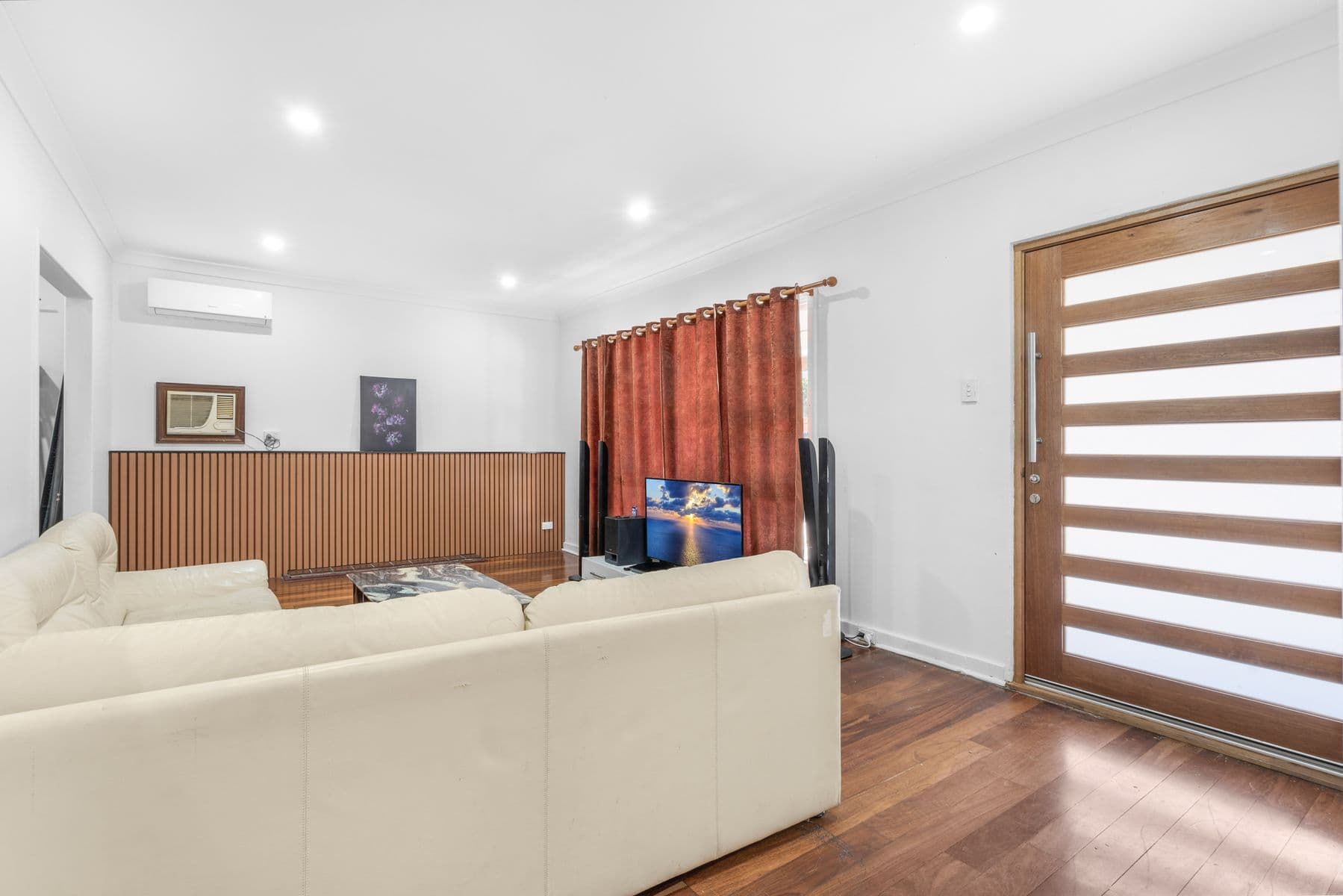 Introducing the Perfect Home at 5 Eastfield Court, Ferndale! — photo 2