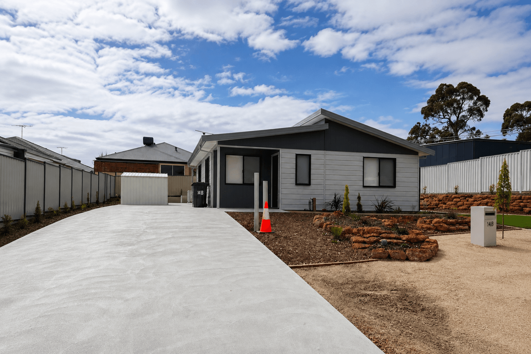 For Lease | $550 Per Week – Contemporary Living in a Peaceful Setting