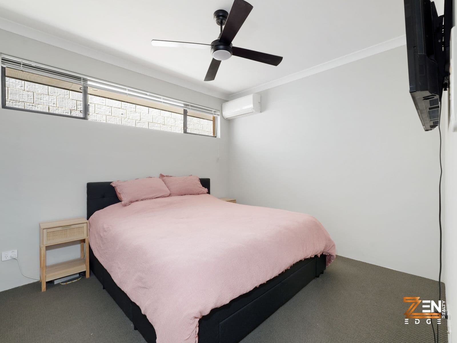 Stylish & Functional 3x2 Home in Sought-After Aveley — photo 5