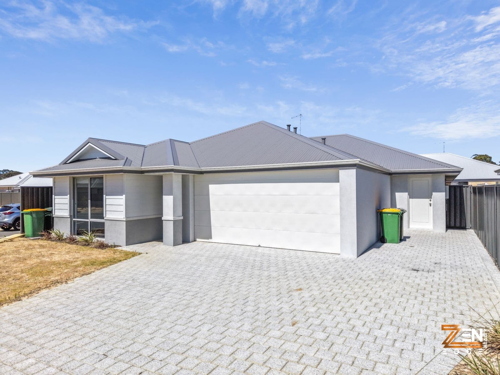 Sleek & Spacious 5-Bedroom 2 Bathroom Dual Key House For Sale