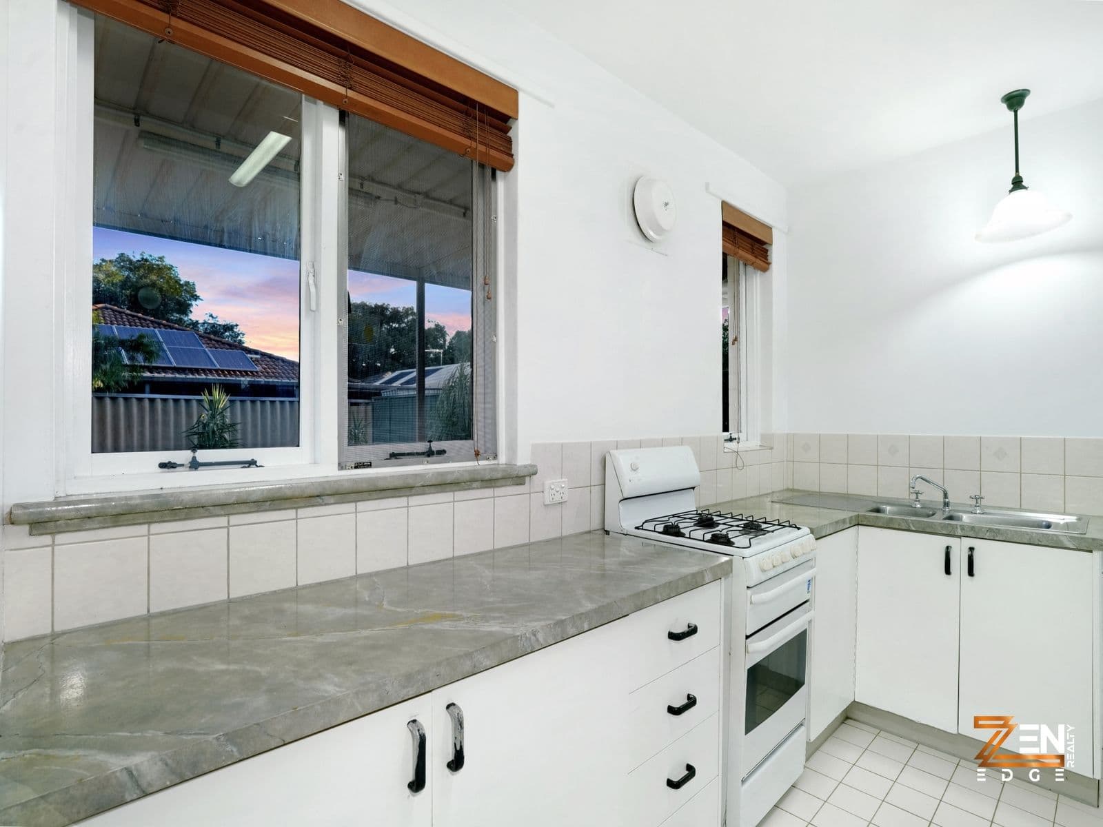 A Fantastic Opportunity in 52 Scanlon way Lockridge — photo 5