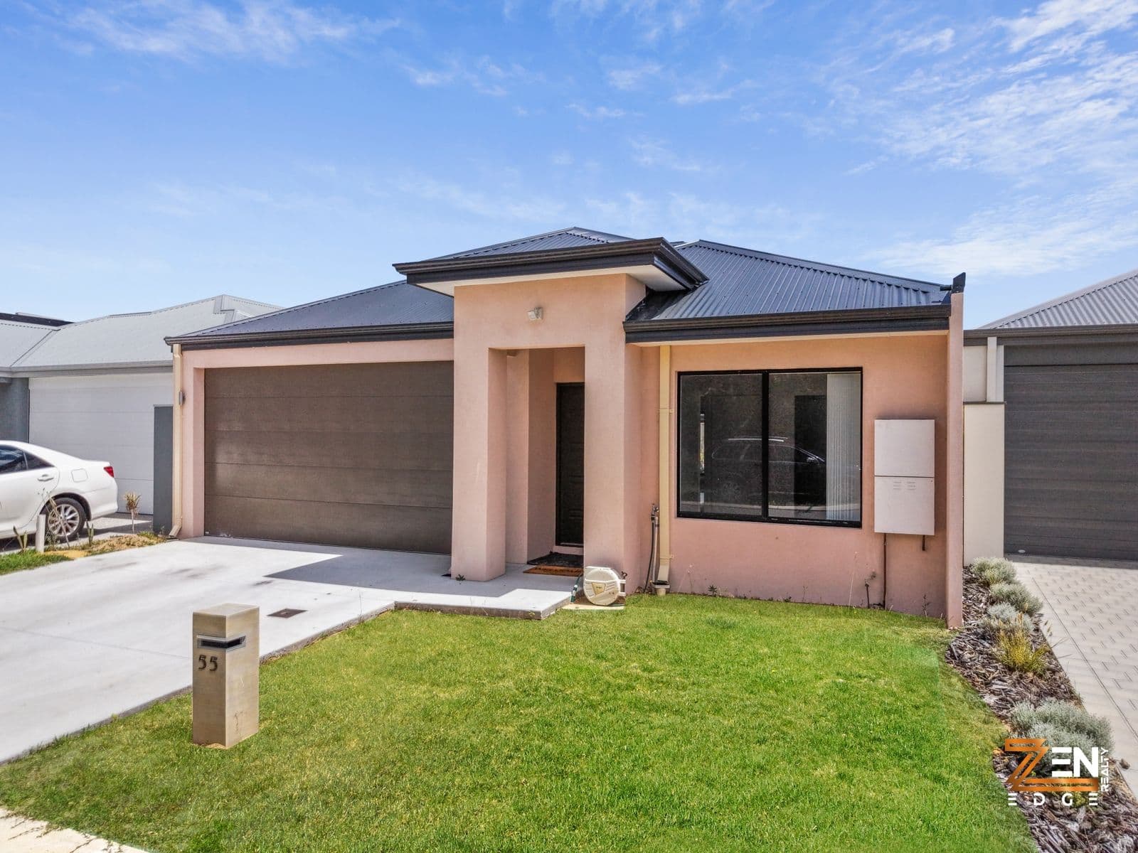 Stylish Family Living in the Heart of Wattle Grove! — photo 3