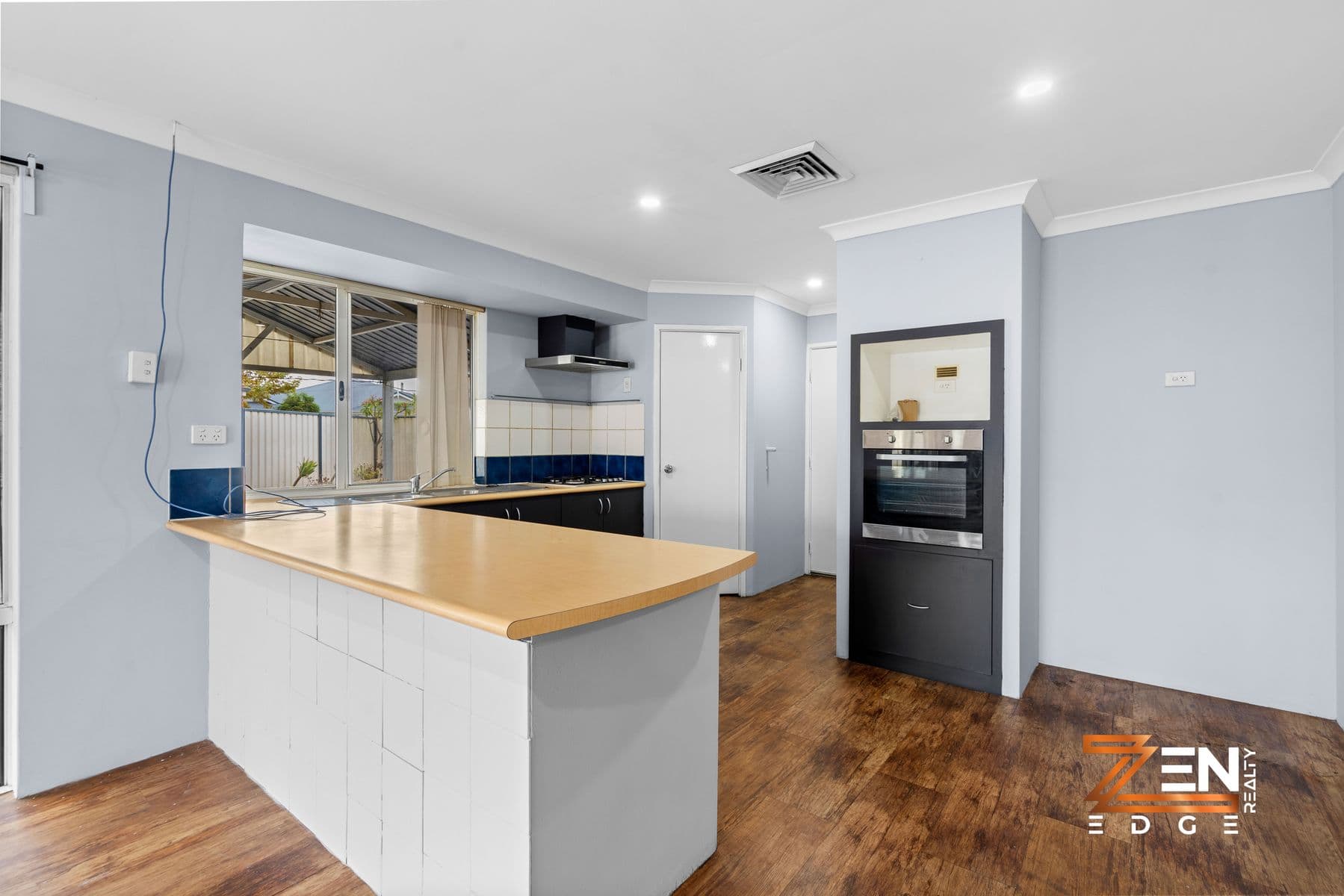For Sale 3 Wimbledon Street, Bertram Spacious and Stylish 4 bed 2 bath Family Home with Powered Workshop and Side Access — photo 4
