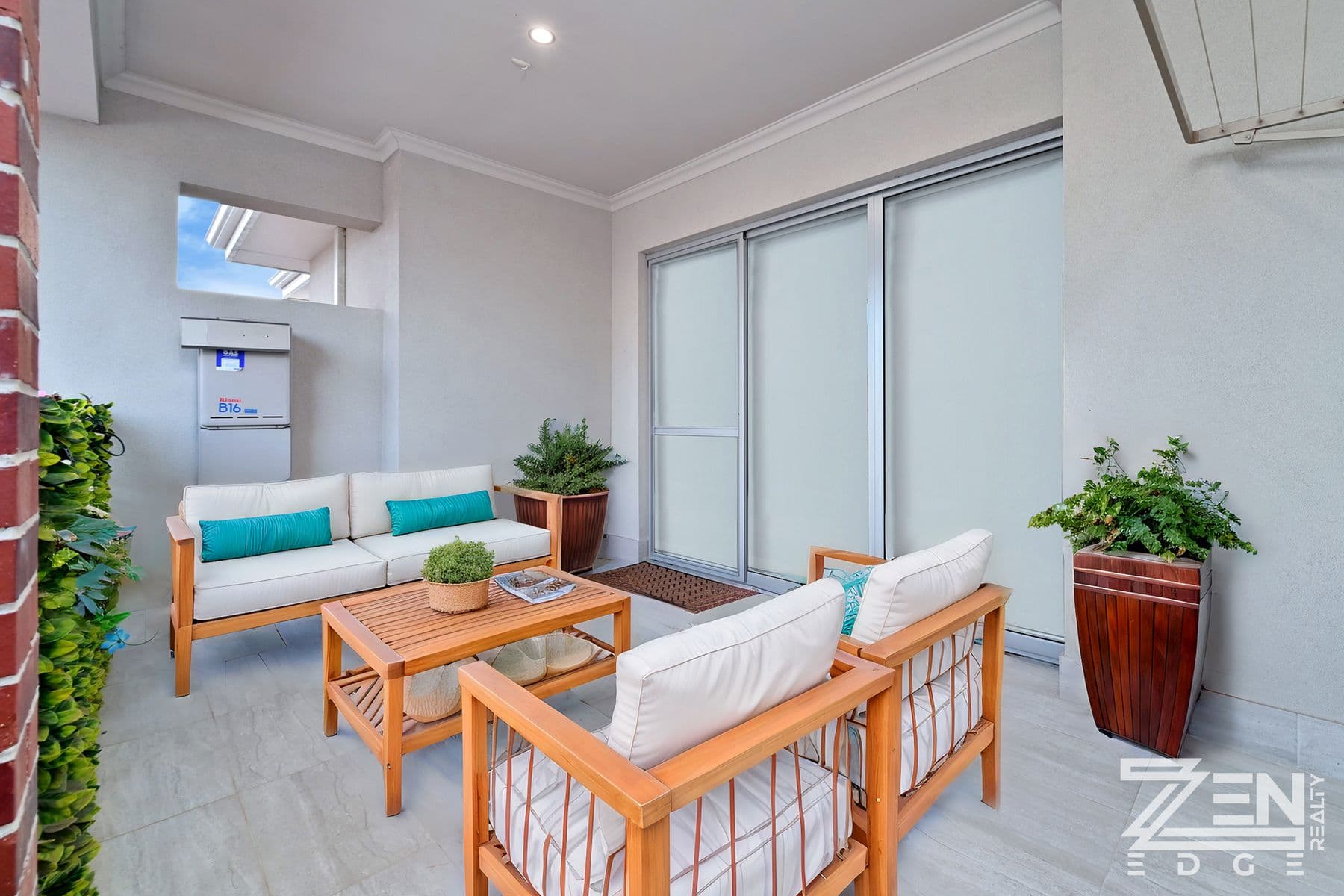 For Sale: Stylish & Secure 1-Bedroom Apartment – Prime Location — photo 4