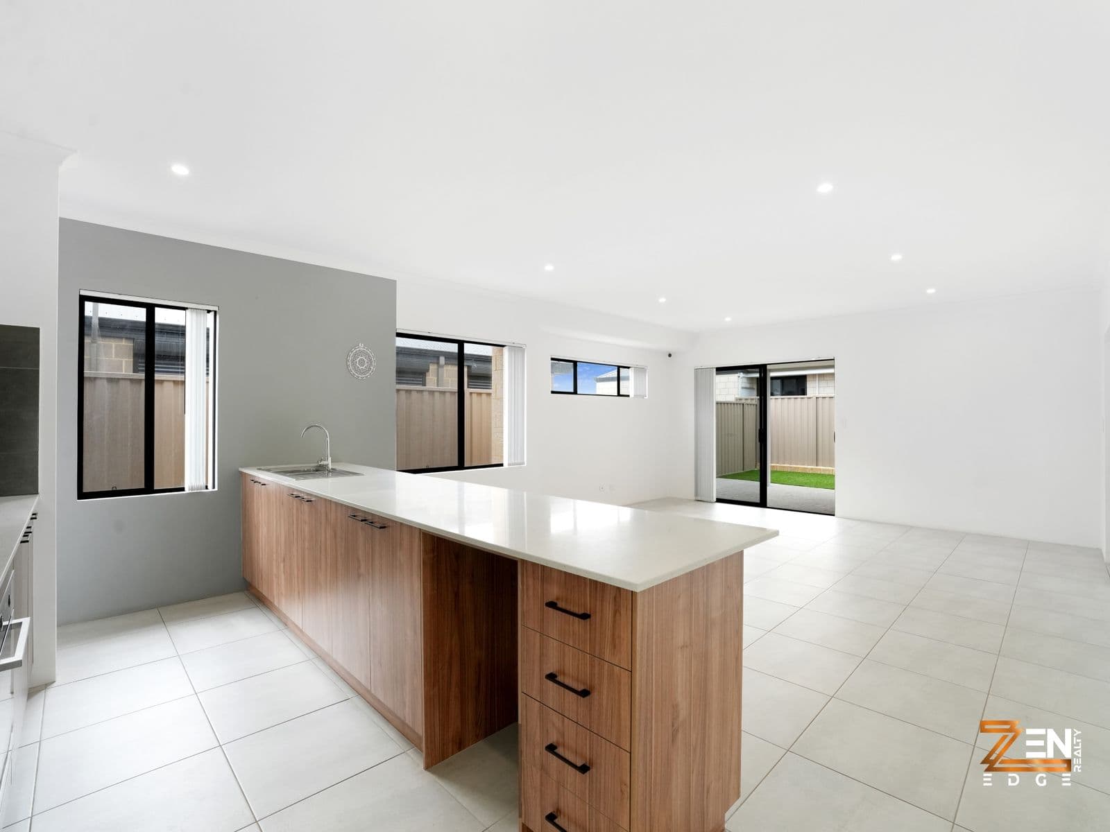 Modern Comfort and Convenience in the Heart of Brabham — photo 2