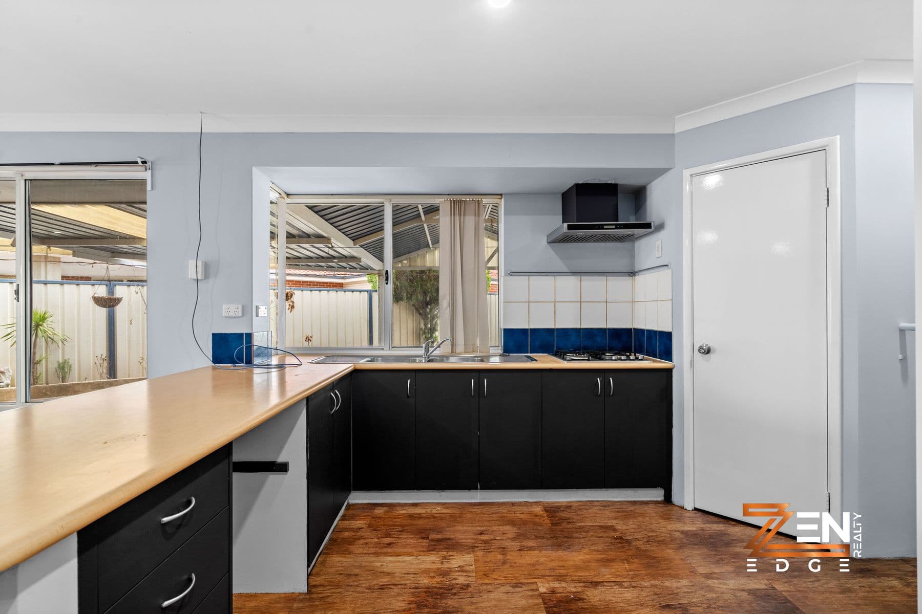For Sale 3 Wimbledon Street, Bertram Spacious and Stylish 4 bed 2 bath Family Home with Powered Workshop and Side Access — photo 5