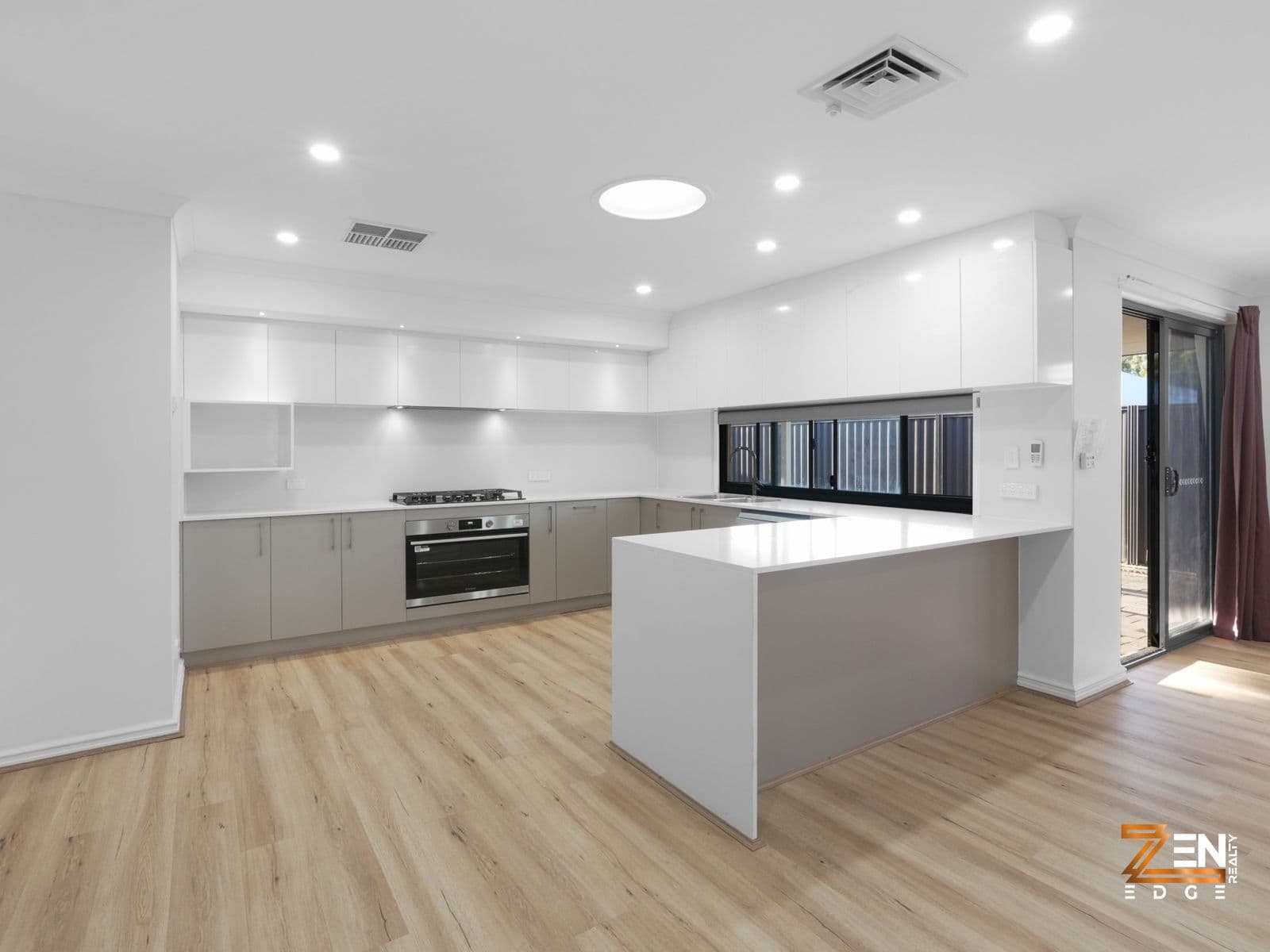 Stylish and Fully Renovated Four-Bedroom Home with Theatre and Study in Baldivis — photo 4