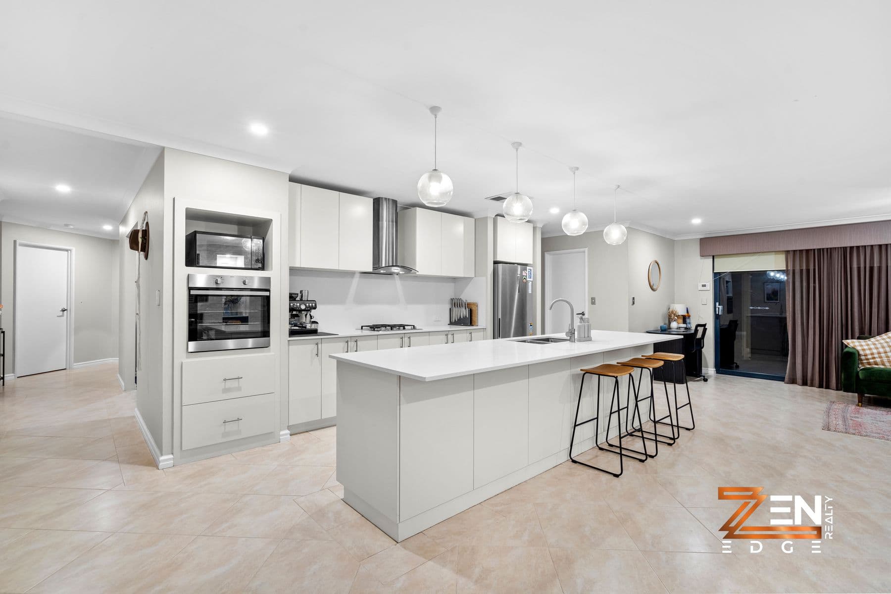 A True Lifestyle Sanctuary – Spacious, Stylish & Superbly Located — photo 4