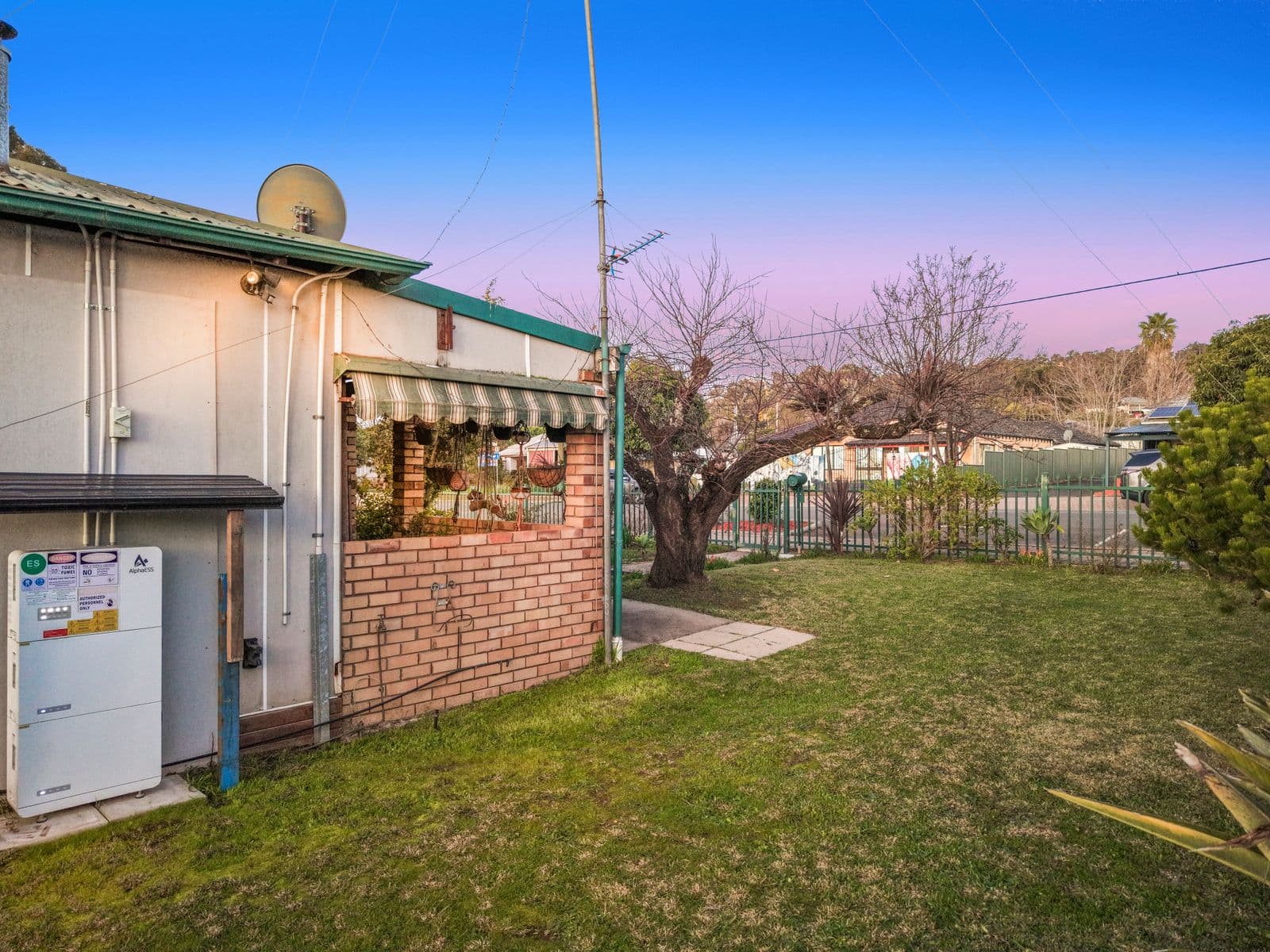 "Home Among the Fruit Trees" Charming Character Cottage with Established Gardens and Endless Potential — photo 5