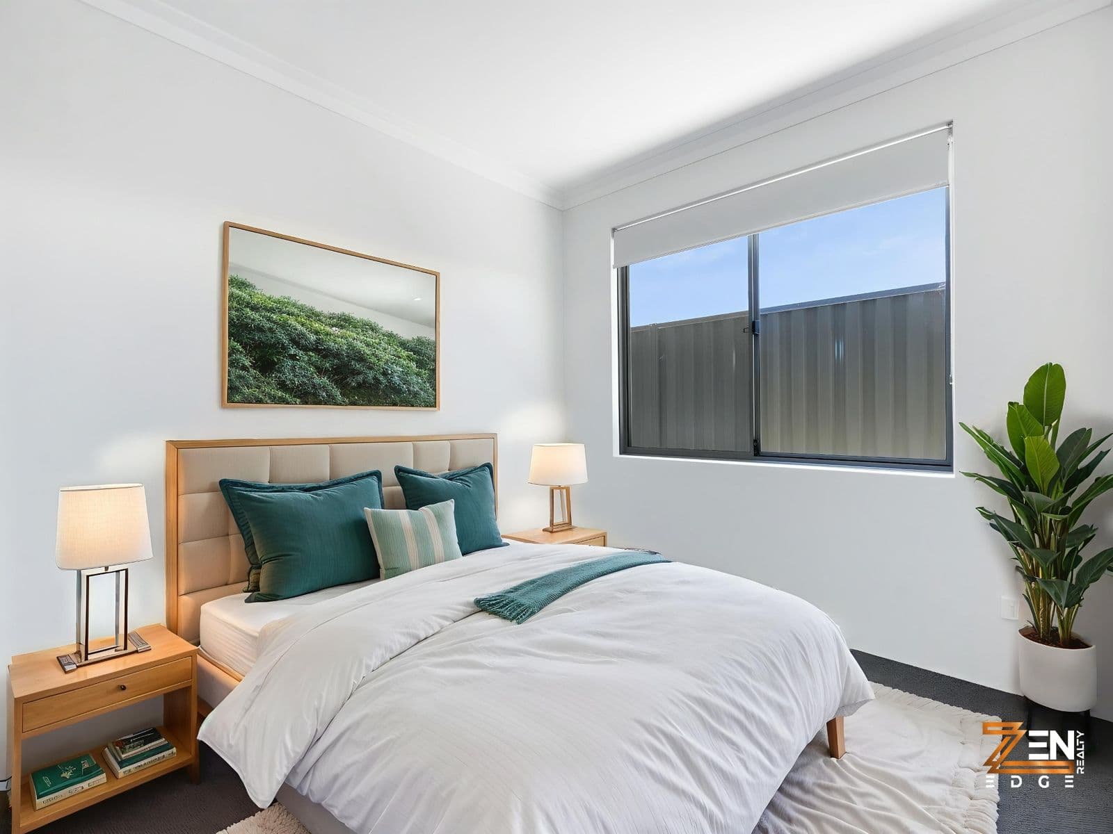 Sleek & Spacious 5-Bedroom 2 Bathroom Dual Key House For Sale — photo 2