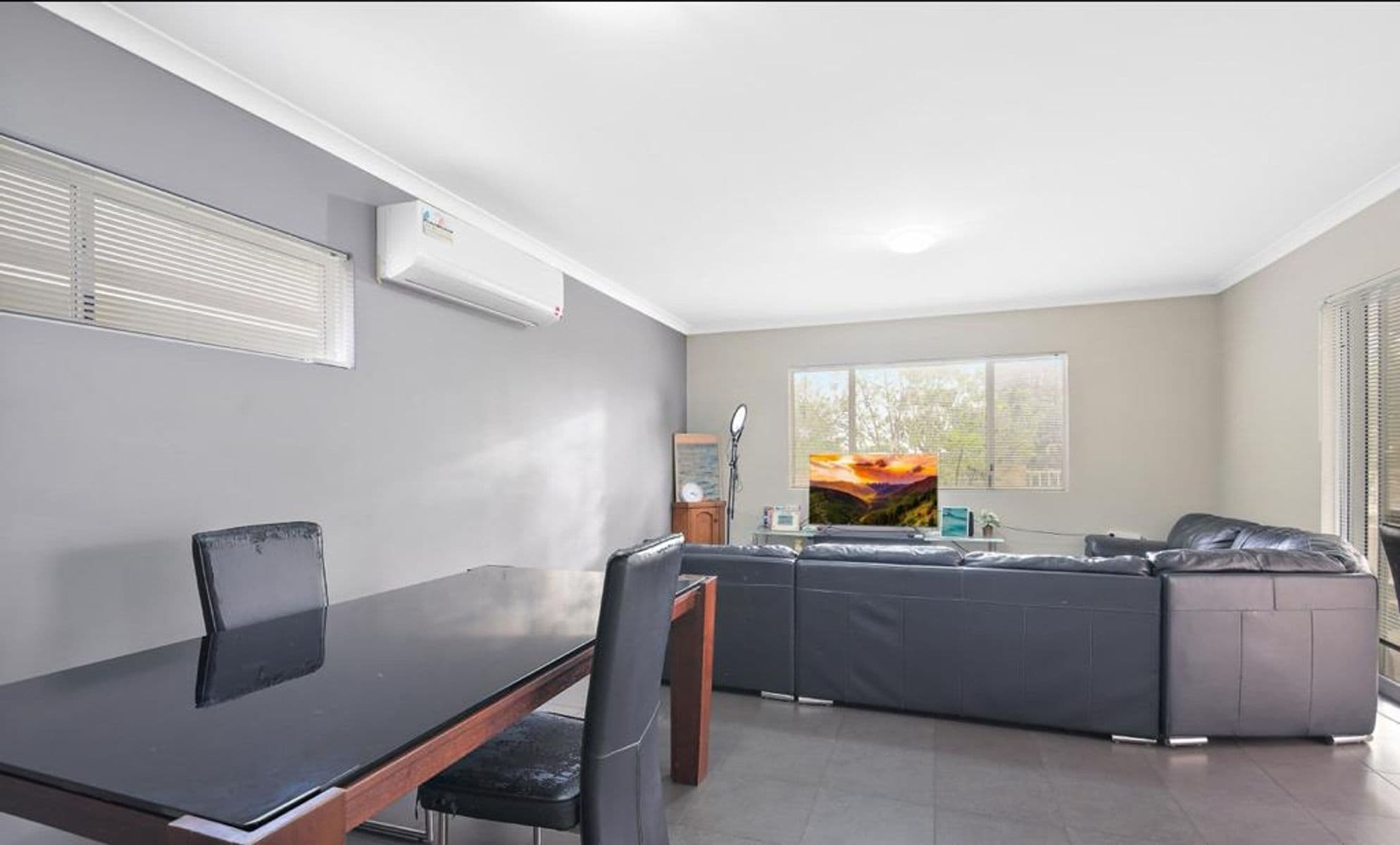 Discover unparalleled sophistication 4/21 Brackley Road Armadale WA — photo 4